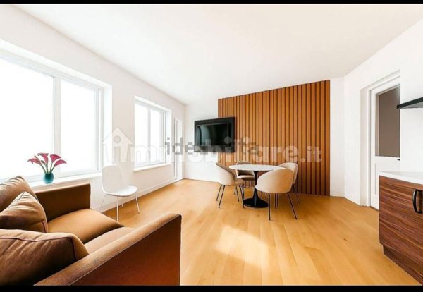 appartamento in vendita a Milano in zona Dergano