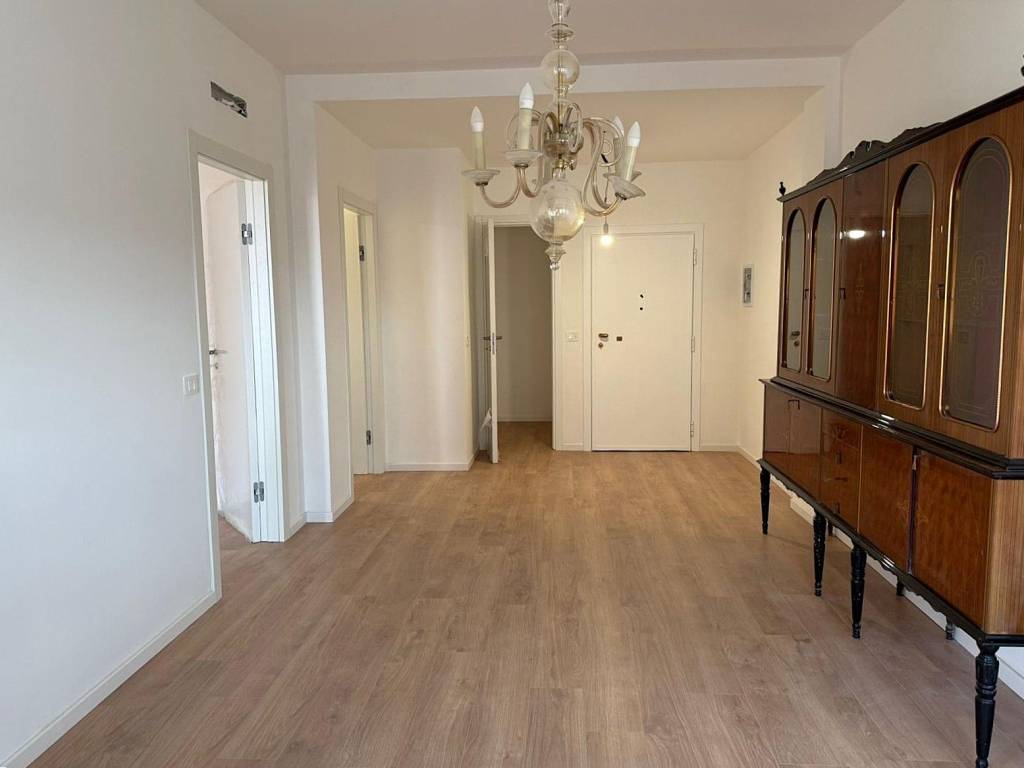 appartamento in vendita a Milano in zona Quarto Oggiaro