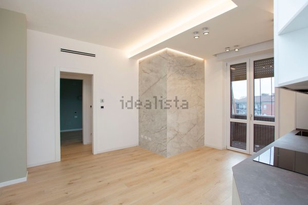 appartamento in vendita a Milano in zona Vigentino