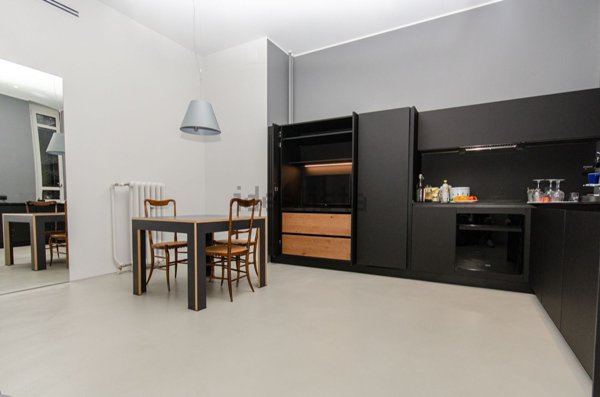 appartamento in vendita a Milano in zona Sempione