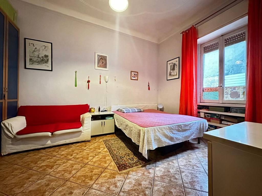 appartamento in vendita a Milano in zona Famagosta