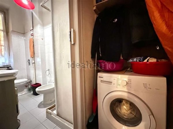 appartamento in vendita a Milano in zona Bocconi