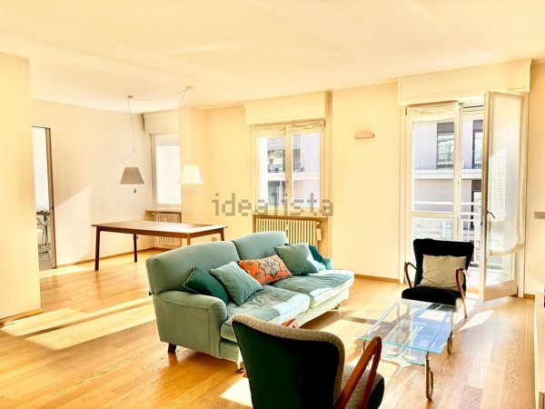 appartamento in vendita a Milano in zona Isola