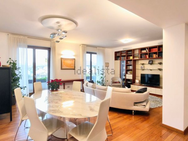 appartamento in vendita a Milano in zona Cinque Giornate