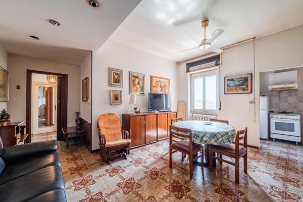 appartamento in vendita a Milano in zona Vigentino