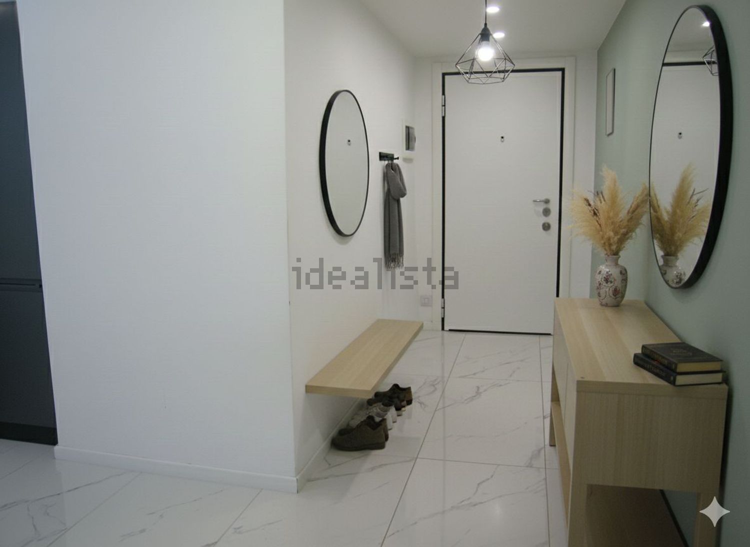 appartamento in vendita a Milano in zona Porta Genova