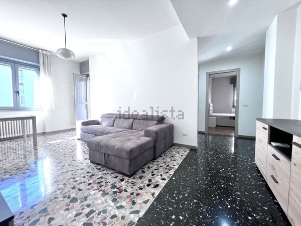 appartamento in vendita a Milano in zona Cinque Giornate