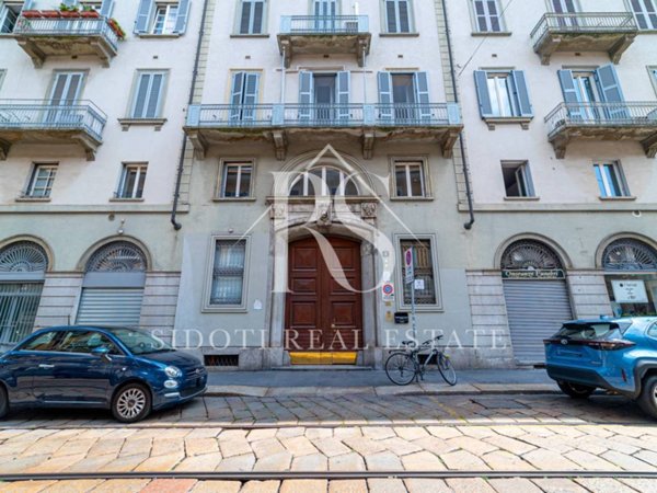 appartamento in vendita a Milano in zona Brera