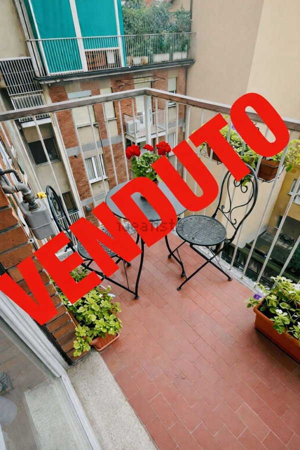 appartamento in vendita a Milano in zona Casoretto