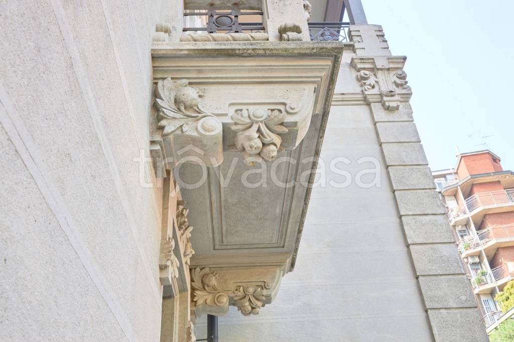 appartamento in vendita a Milano in zona Città Studi