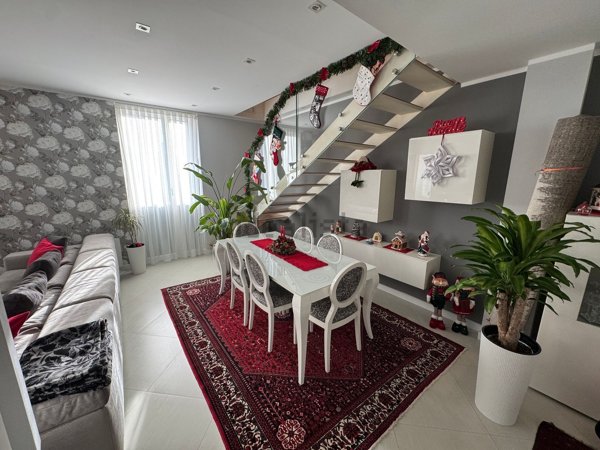 appartamento in vendita a Milano in zona Vialba