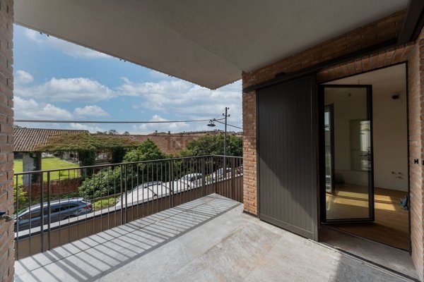 appartamento in vendita a Milano in zona Piazzale Lodi