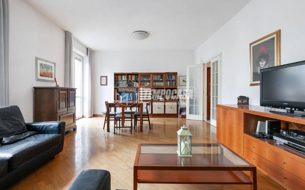 appartamento in vendita a Milano in zona Isola