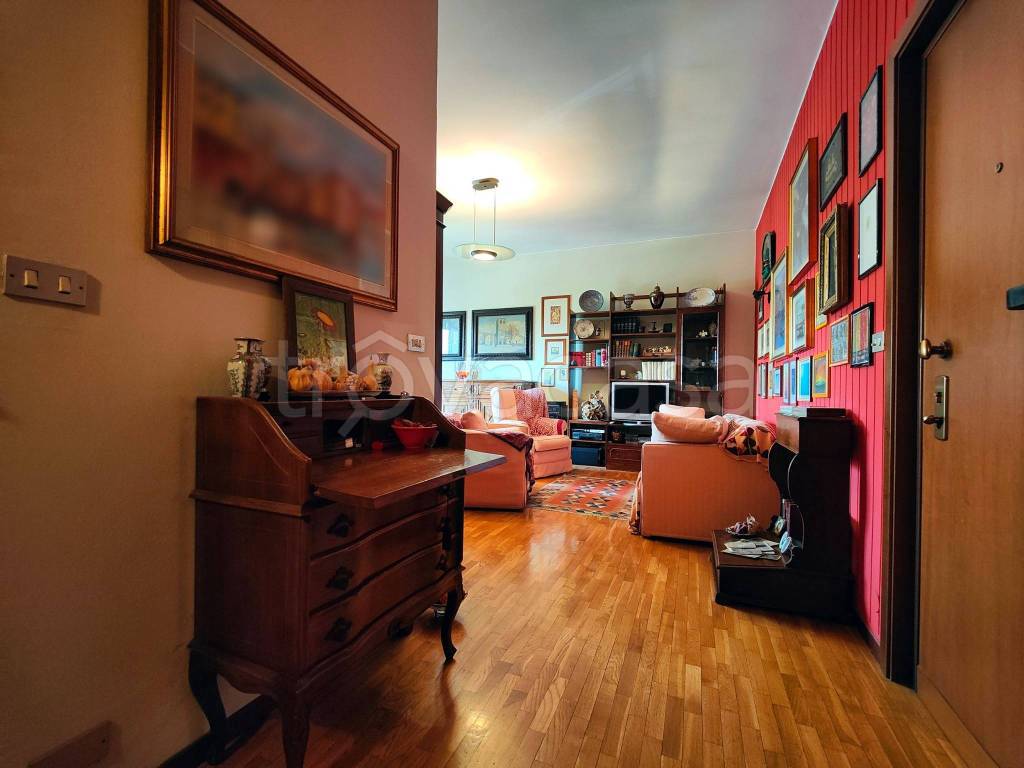 appartamento in vendita a Milano in zona Il Portello