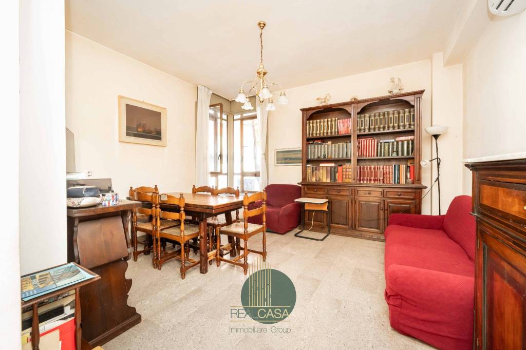 appartamento in vendita a Milano in zona Loreto