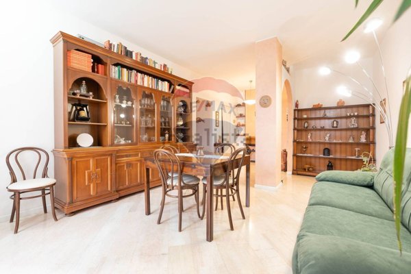 appartamento in vendita a Milano in zona Rottole