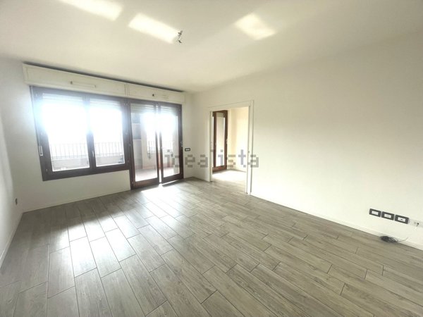 appartamento in vendita a Milano in zona Gratosoglio