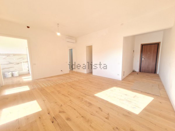 appartamento in vendita a Milano in zona Quarto Oggiaro