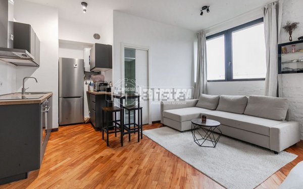 appartamento in vendita a Milano in zona Dergano