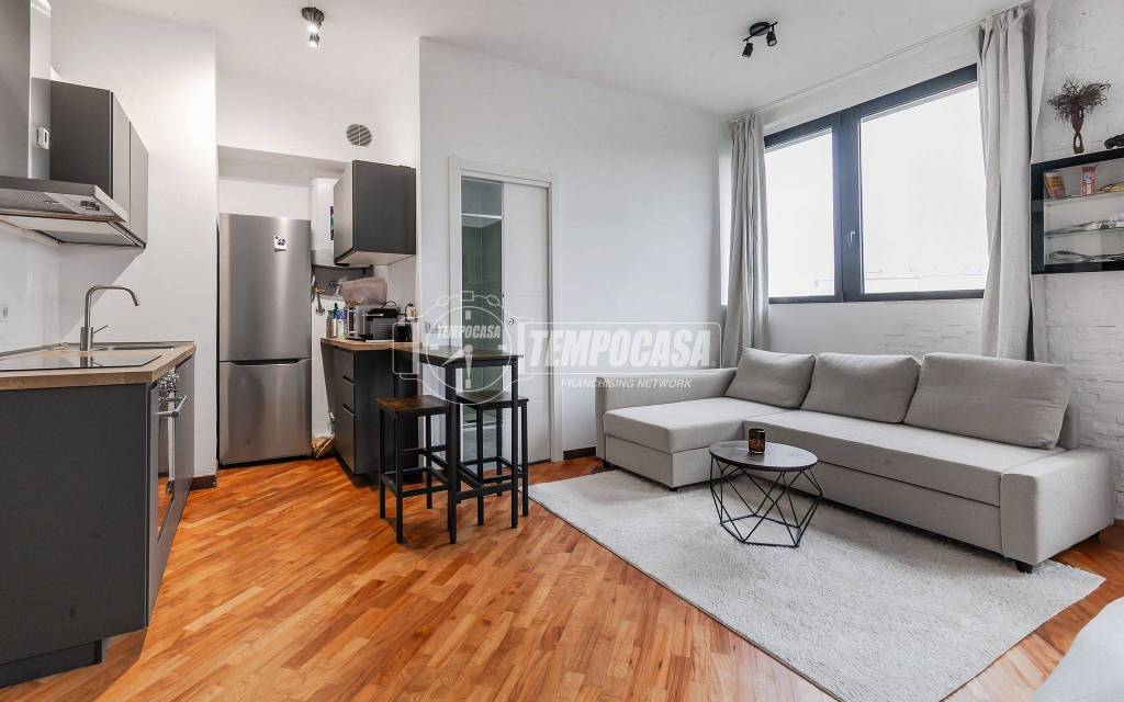 appartamento in vendita a Milano in zona Dergano