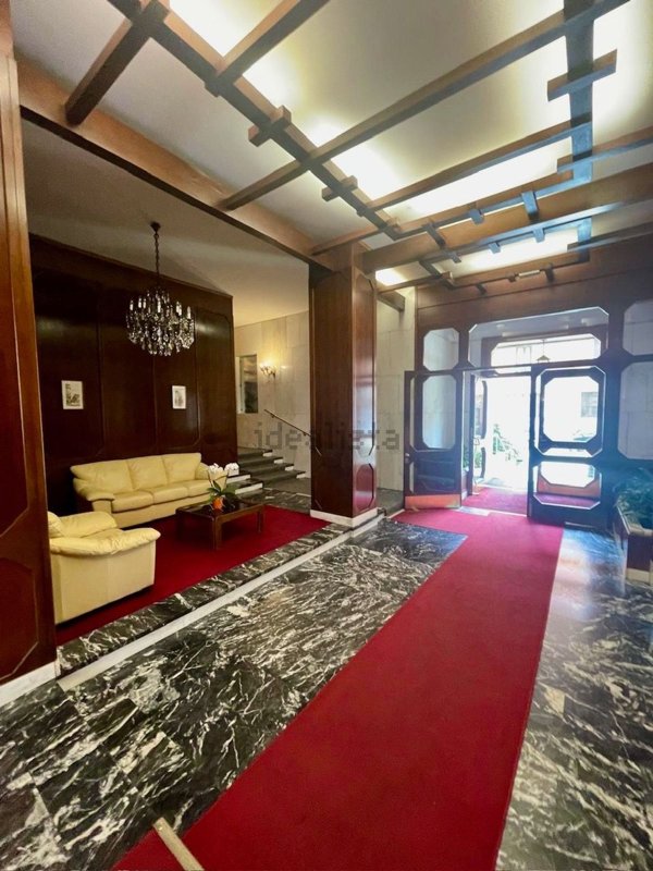 appartamento in vendita a Milano in zona Isola