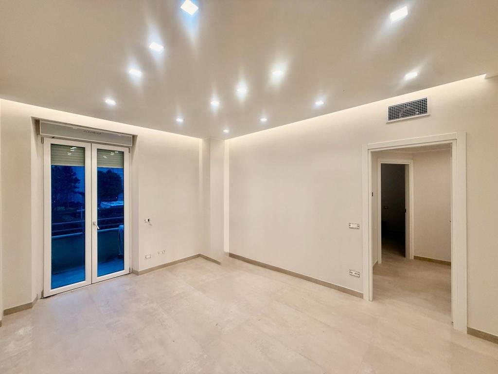 appartamento in vendita a Milano in zona Barona