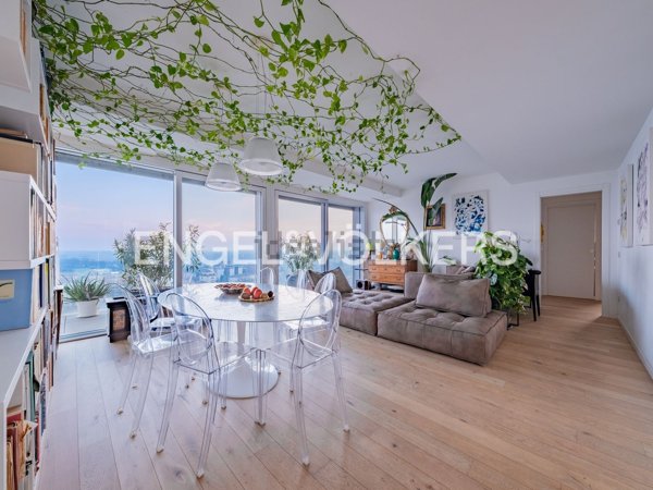 appartamento in vendita a Milano in zona Lorenteggio