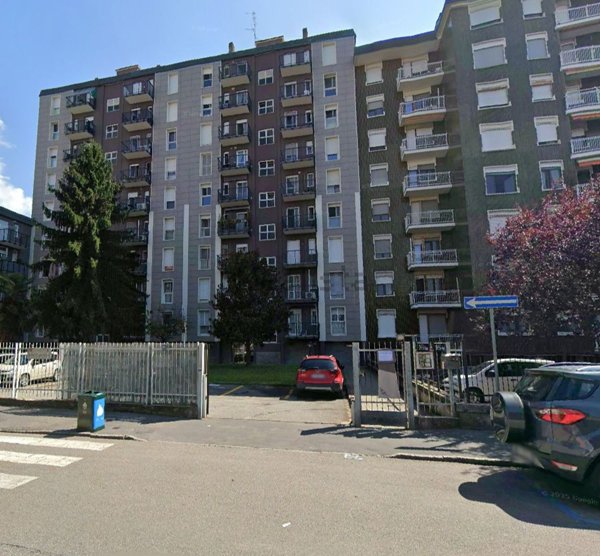 appartamento in vendita a Milano in zona Rogoredo