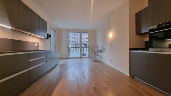appartamento in vendita a Milano in zona Sempione
