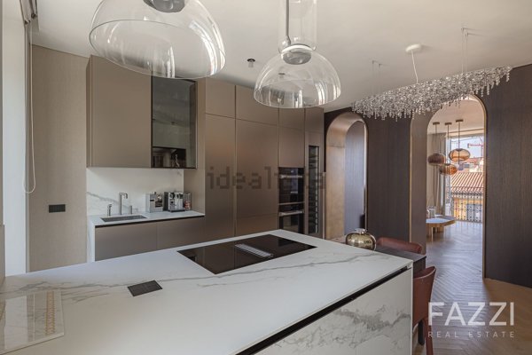 appartamento in vendita a Milano in zona Brera