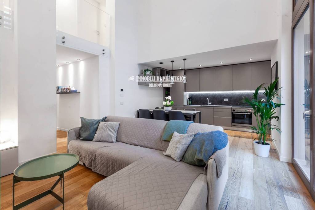 appartamento in vendita a Milano in zona Solari