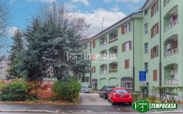 appartamento in vendita a Milano in zona Bovisa
