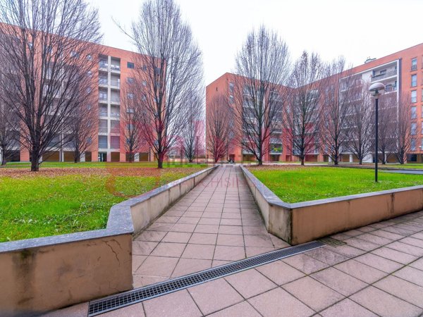 appartamento in vendita a Milano in zona Famagosta