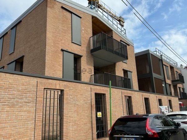 appartamento in vendita a Milano in zona Corvetto