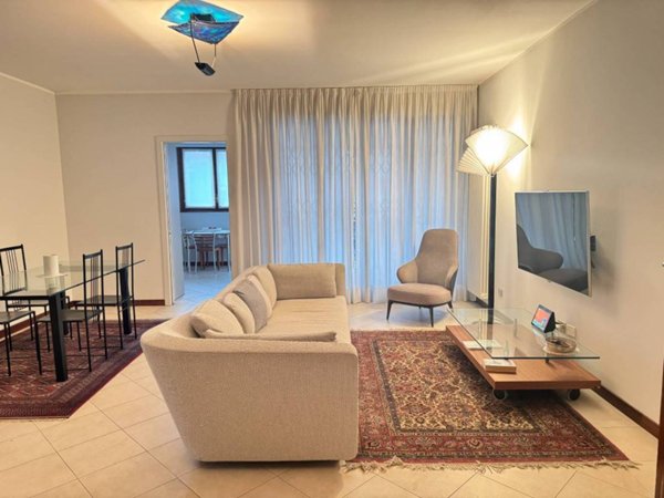 appartamento in vendita a Milano in zona Piazzale Lodi