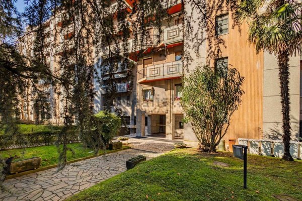 appartamento in vendita a Milano in zona Solari