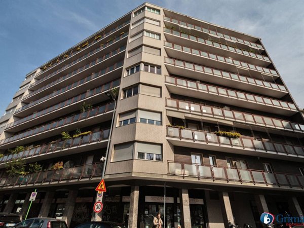 appartamento in vendita a Milano in zona Rembrandt