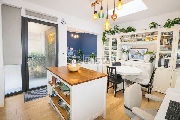 appartamento in vendita a Milano in zona Corvetto