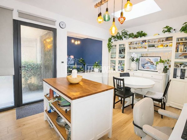 appartamento in vendita a Milano in zona Corvetto