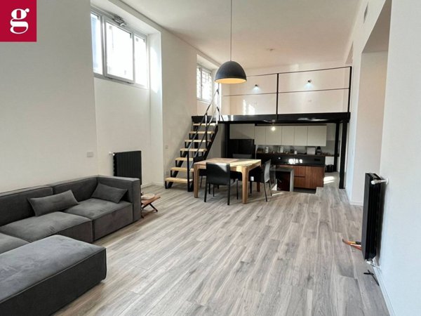 appartamento in vendita a Milano in zona Lorenteggio