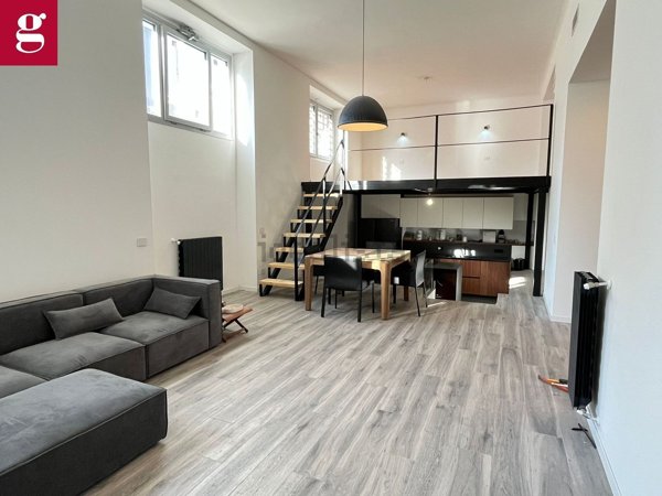 appartamento in vendita a Milano in zona Lorenteggio