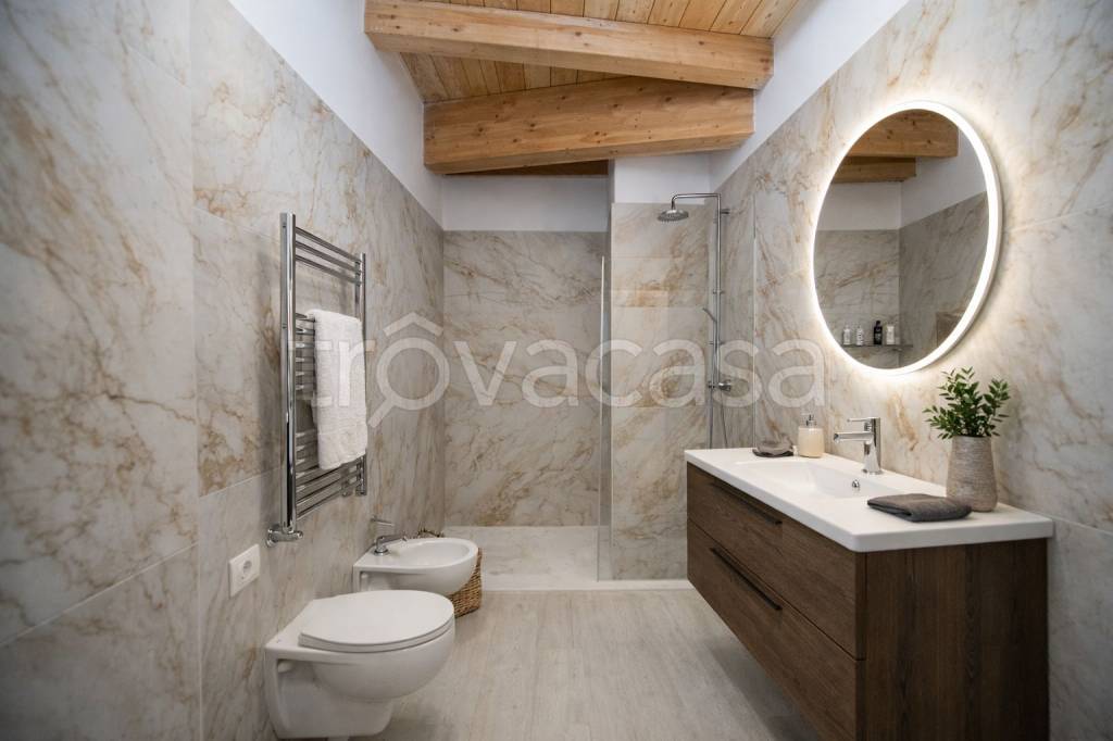 appartamento in vendita a Milano in zona Precotto