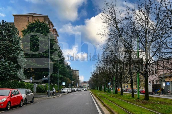 appartamento in vendita a Milano in zona Chiesa Rossa