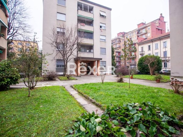 appartamento in vendita a Milano in zona Chiesa Rossa