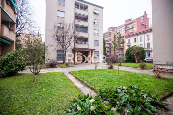 appartamento in vendita a Milano in zona Chiesa Rossa