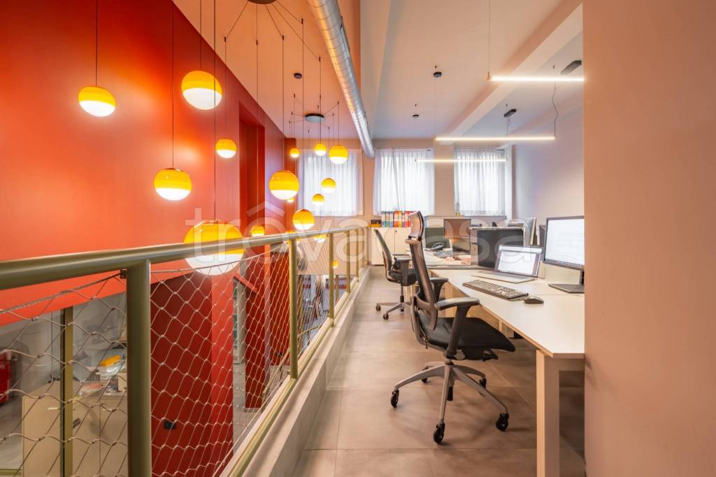ufficio in vendita a Milano
