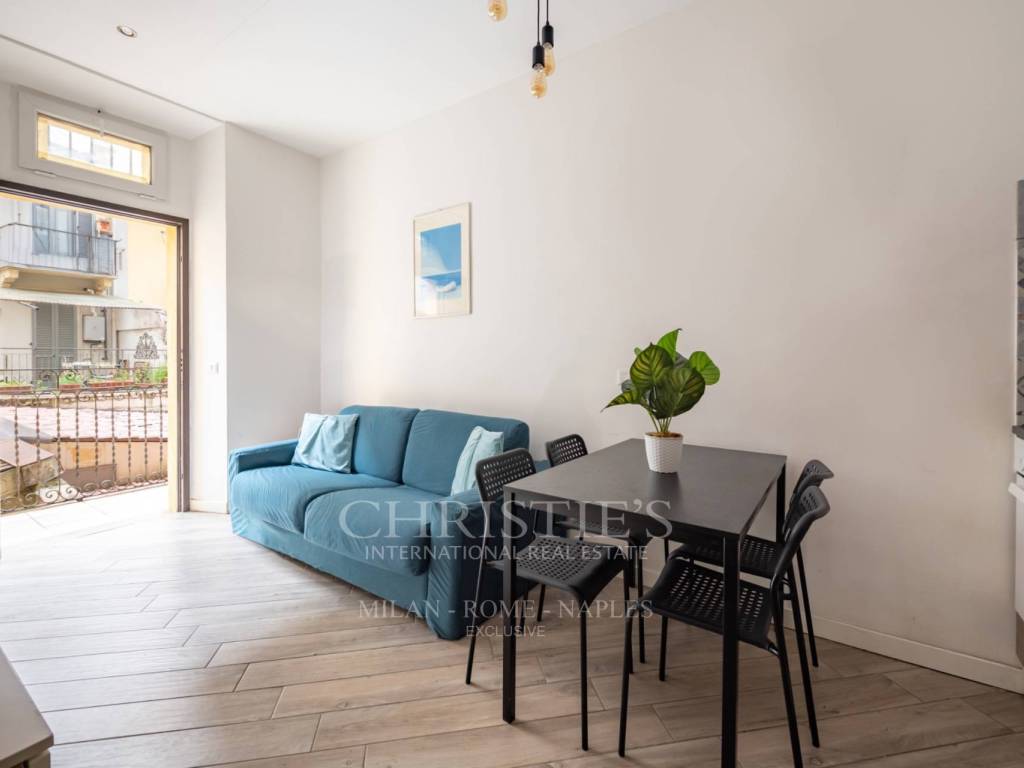 appartamento in vendita a Milano in zona Bocconi