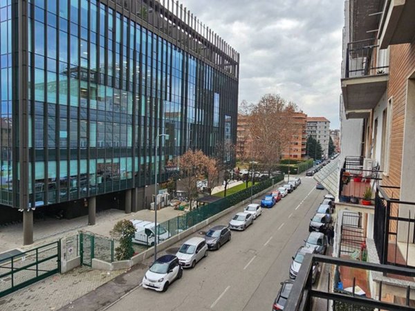 appartamento in vendita a Milano in zona Crescenzago