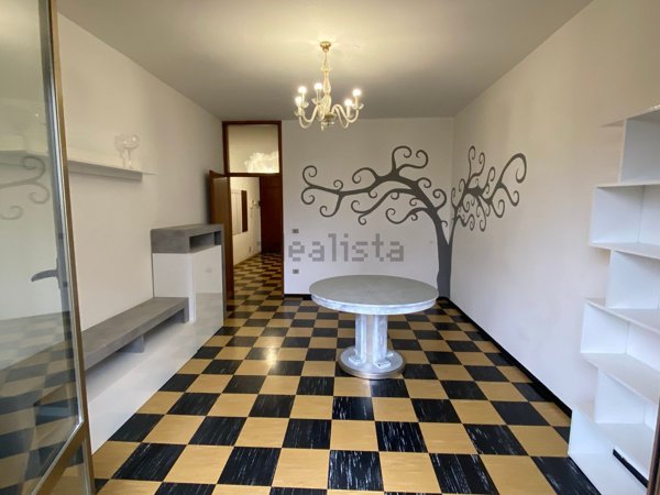 appartamento in vendita a Milano in zona Baggio