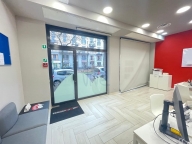 negozio in vendita a Milano in zona Porta Romana